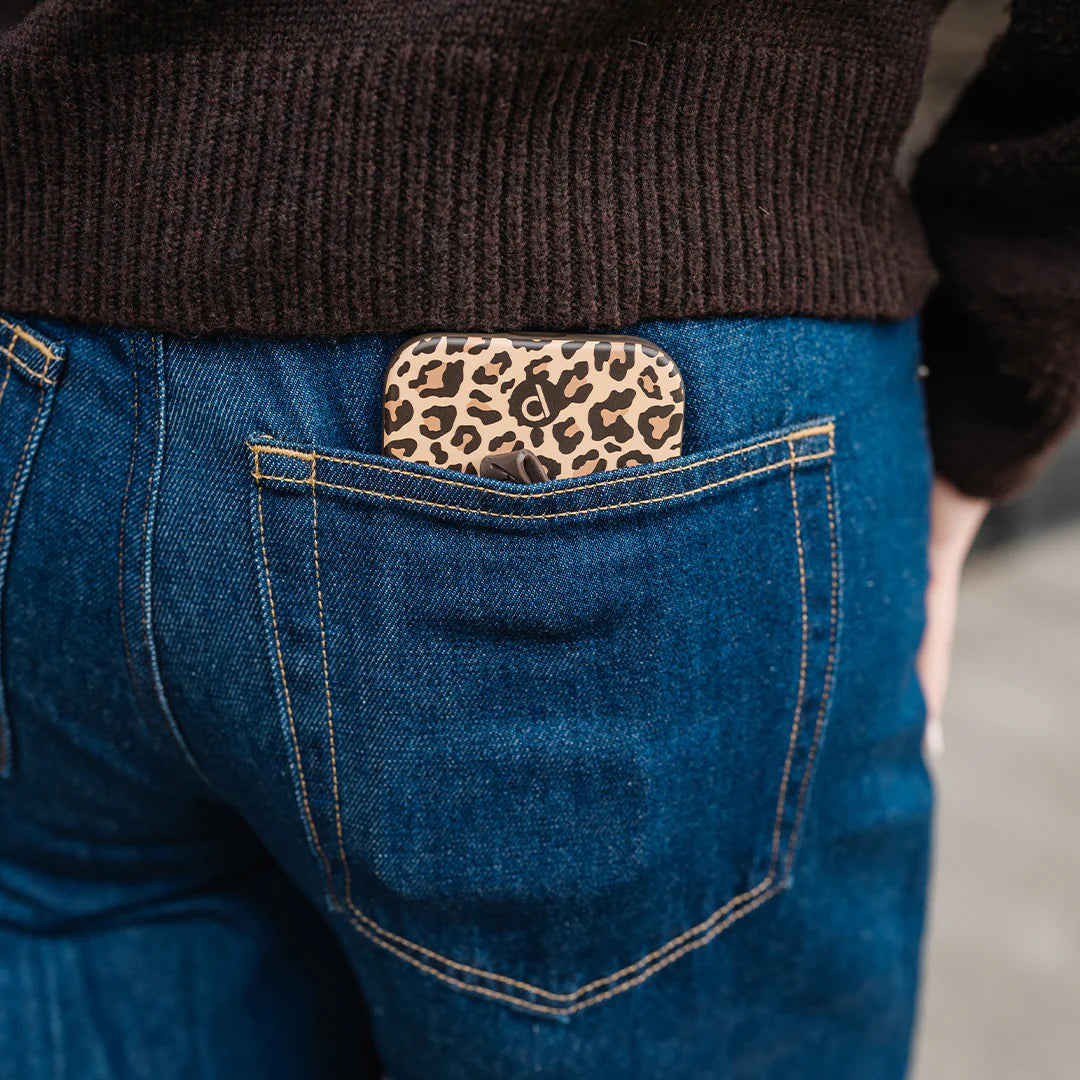 Person holding a Loopy phone case